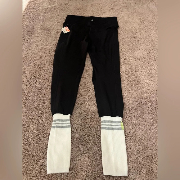 NWT new FREE PEOPLE sock it to me leggings medium black knit sweater bottom - Picture 16 of 17